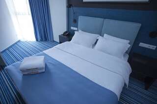 Апарт-отели Aparthotel Tangerine Батуми Двухместный номер с 1 кроватью или 2 отдельными кроватями и видом на море-19