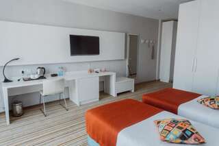 Апарт-отели Aparthotel Tangerine Батуми Двухместный номер с 1 кроватью или 2 отдельными кроватями и видом на море-42