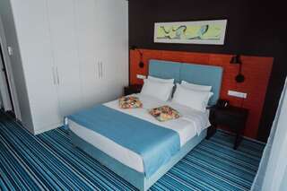 Апарт-отели Aparthotel Tangerine Батуми Двухместный номер с 1 кроватью или 2 отдельными кроватями и видом на море-43